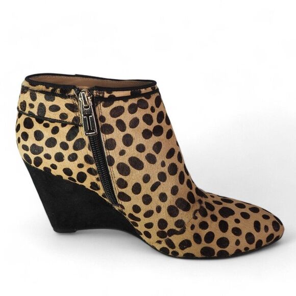Isaac Mizrahi Leopard Print Pony Hair Wedge Ankle Booties Women's 8.5 - Picture 7 of 12